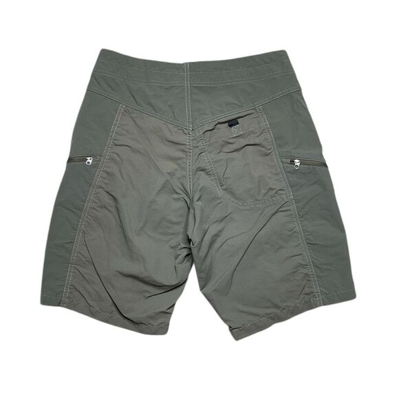 Kuhl Green Cargo Shorts Size 30 with 9" Inseam - Picture 2 of 4